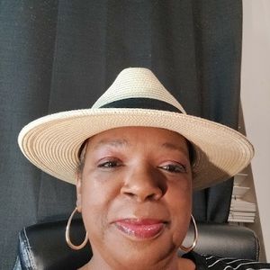 Meet your Posher, Kathy